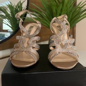 INC women's dress pumps, 7M, Bisque